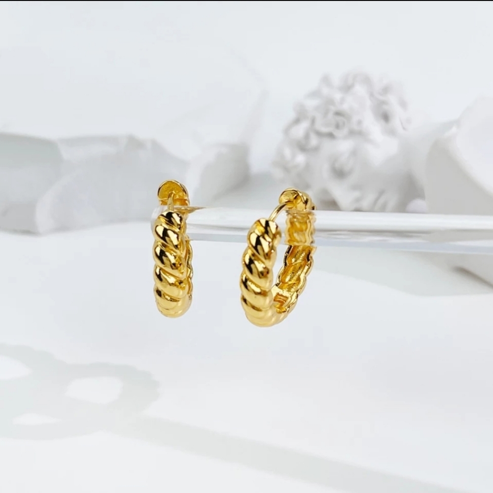 Gold Classic Huggie Hoop Earrings